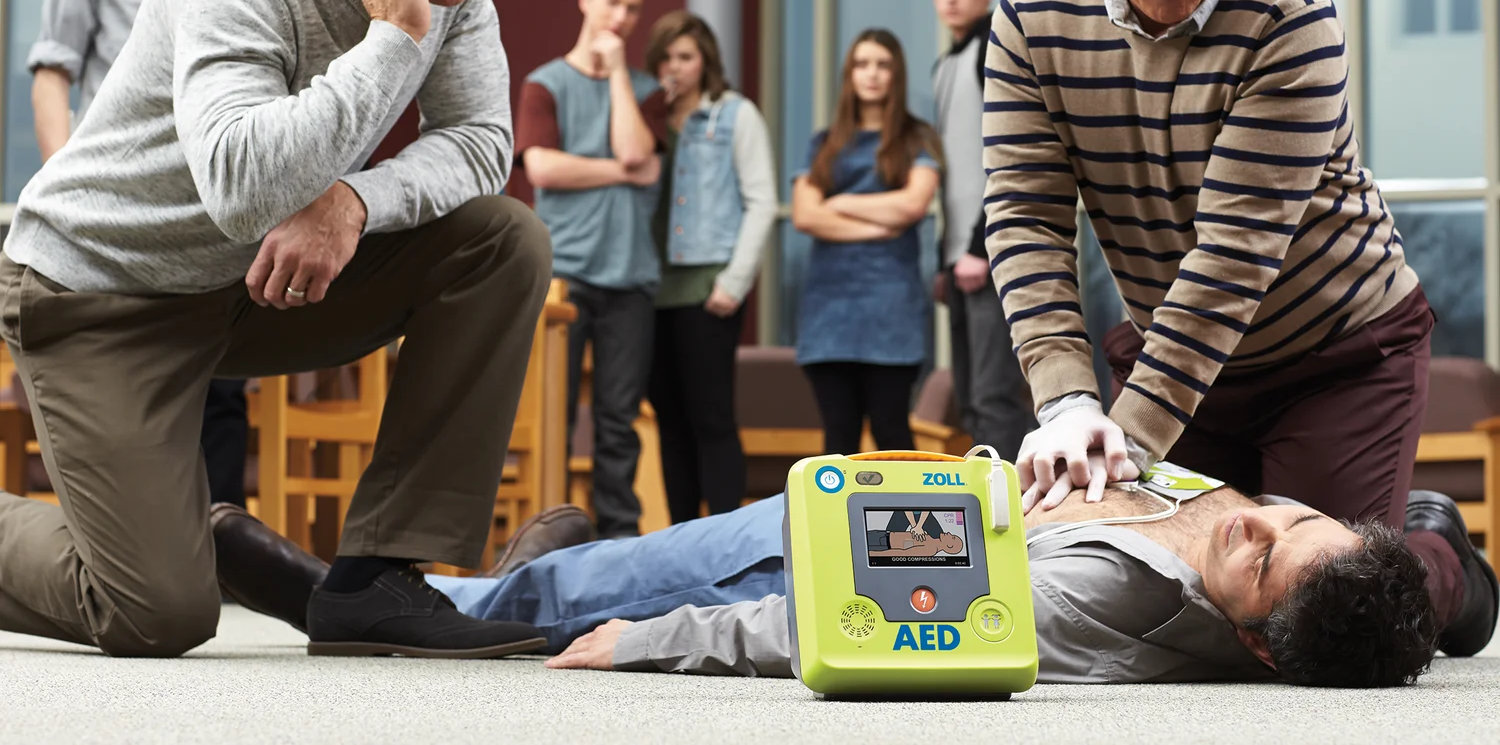 Apa itu Defibrilator? Cara kerja AED dan Cara menggunakannya